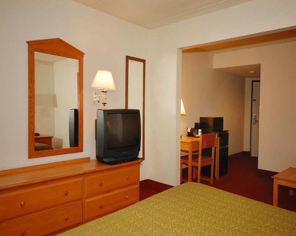 Quality Inn Selma - Smithfield Exterior photo