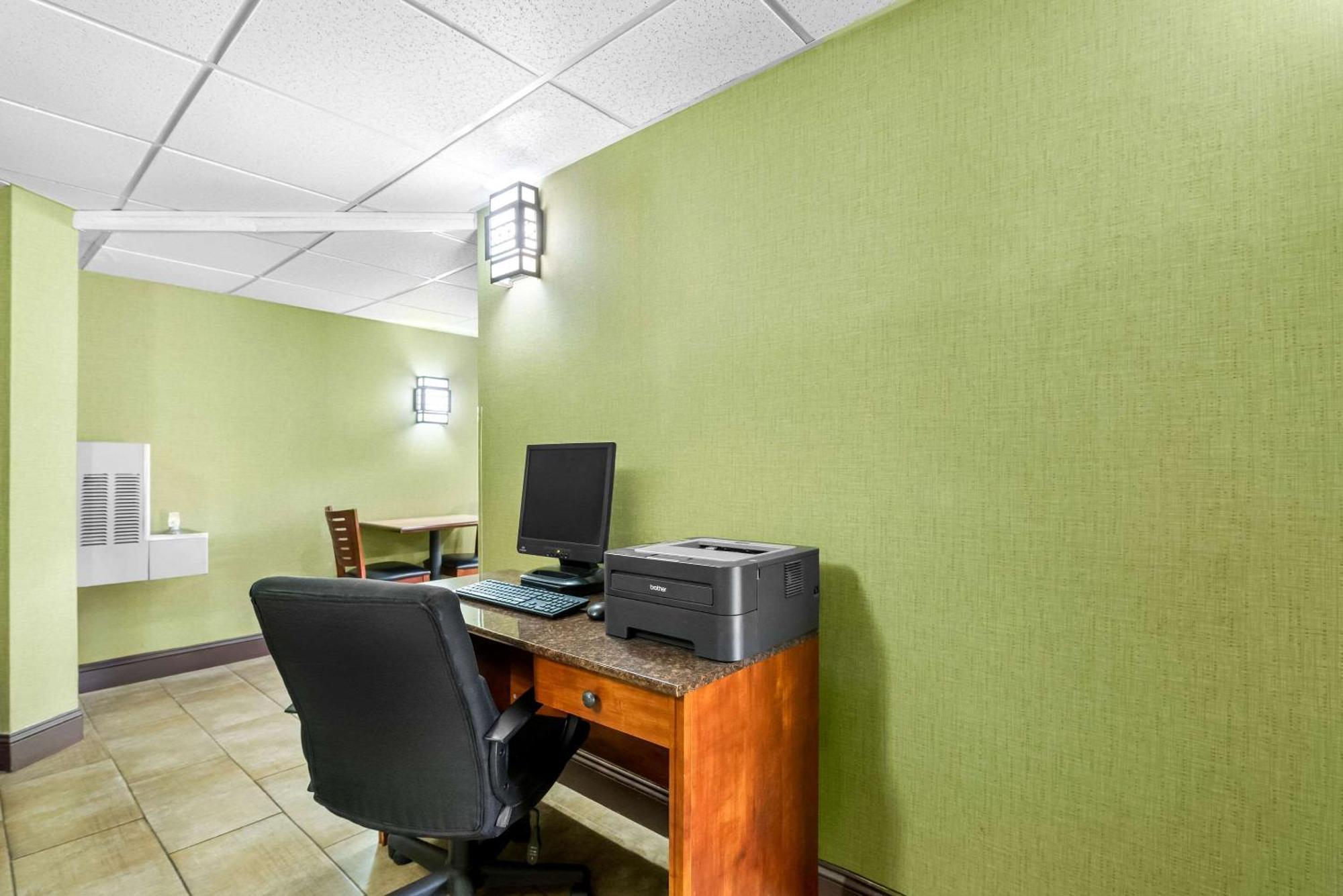 Quality Inn Selma - Smithfield Exterior photo